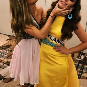 Tony bowls light pink baby doll dress